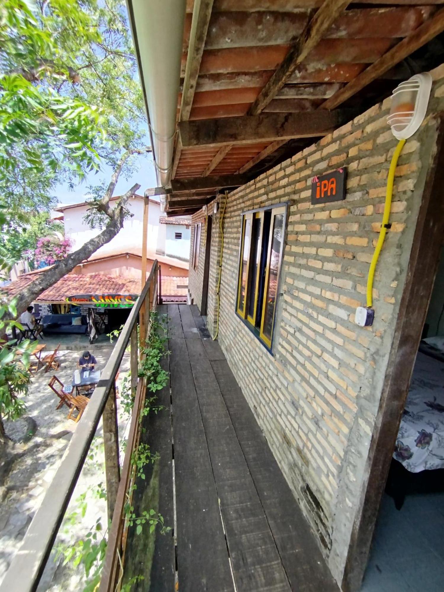 Waves Hostel & Pub Praia de Pipa Exterior foto